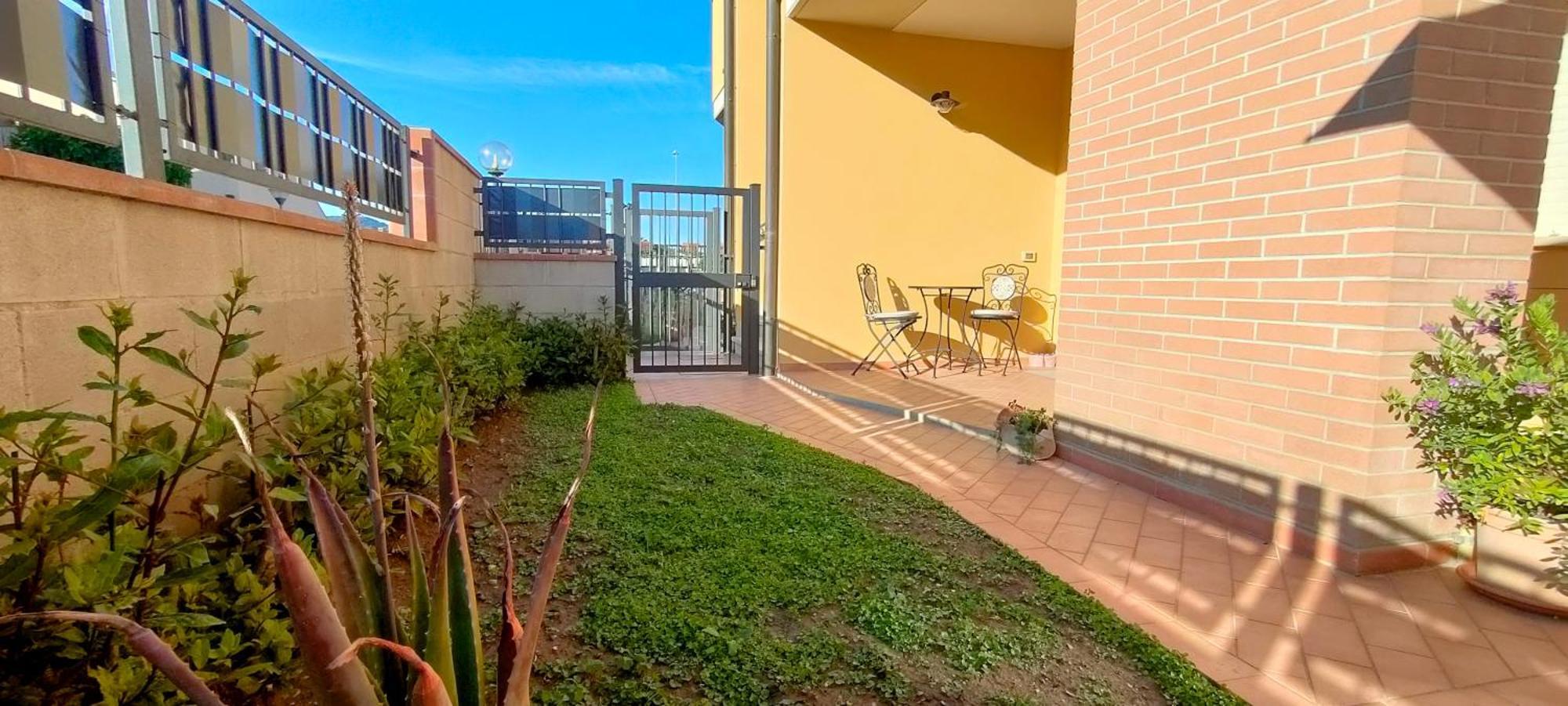Casa Toto Villa Venturina Terme Bagian luar foto